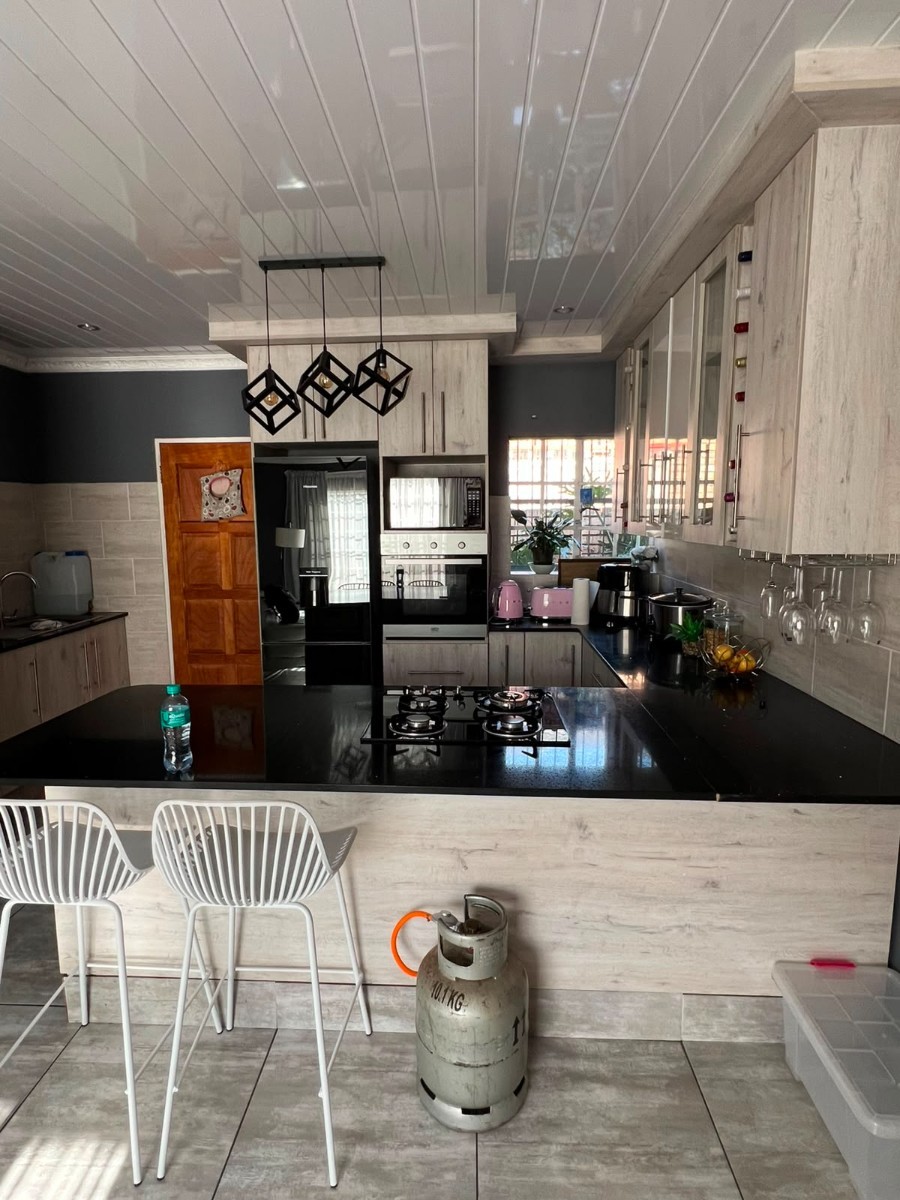 Townhouse for sale in Witbank Ext 10, Witbank, 100 m²