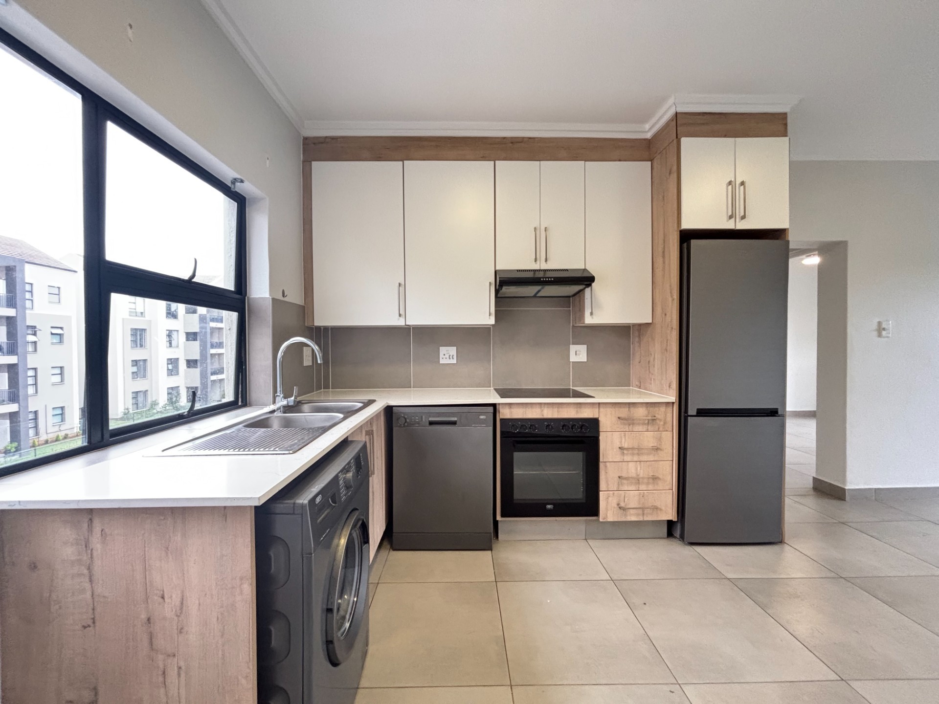 Apartment for sale in Ballito Central, Ballito, KwaZulu Natal, 75 m²