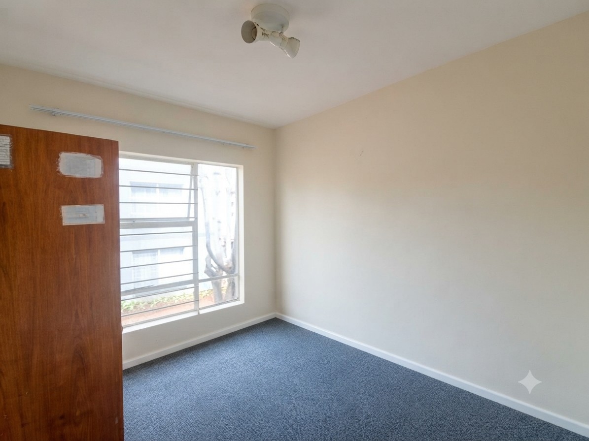 Apartment for sale in Westdene, Johannesburg, 60 m²