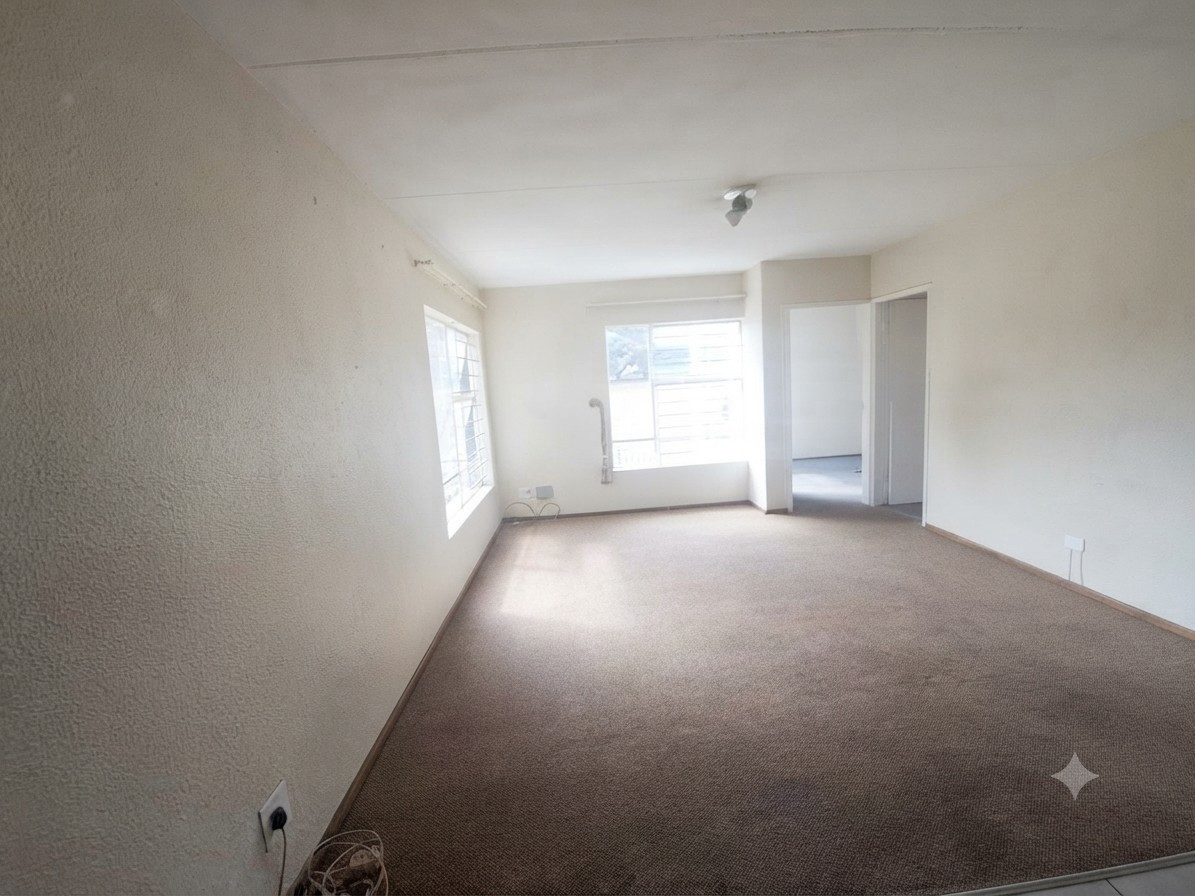 Apartment for sale in Westdene, Johannesburg, 60 m²