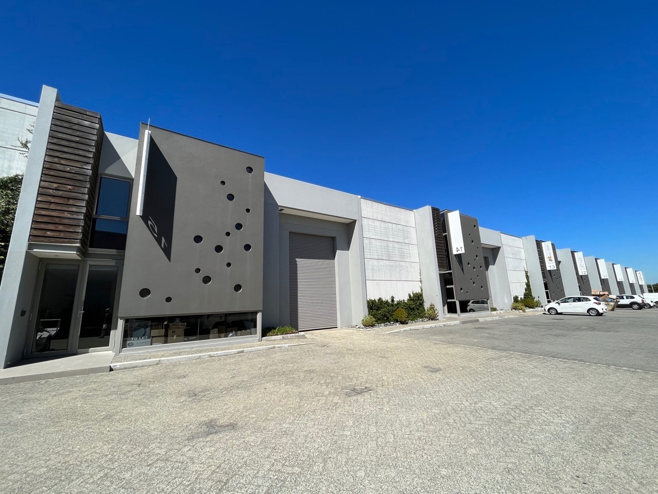 Warehouse for rent in Everite Industria, Brackenfell, 16, The Reserve, 1 1 Capricorn Way, Everite Industria, Brackenfell, Western Cape, 459 m²