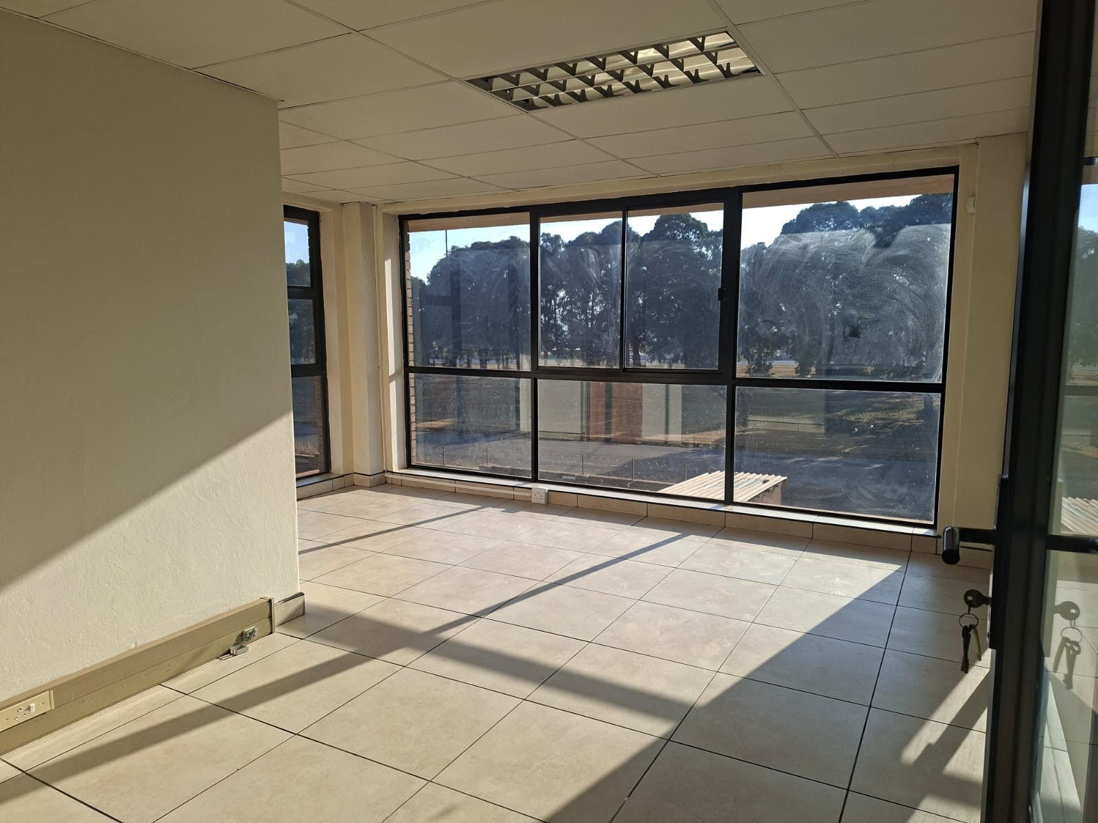 Office for rent in Vaalbank, Middelburg, 200 m²