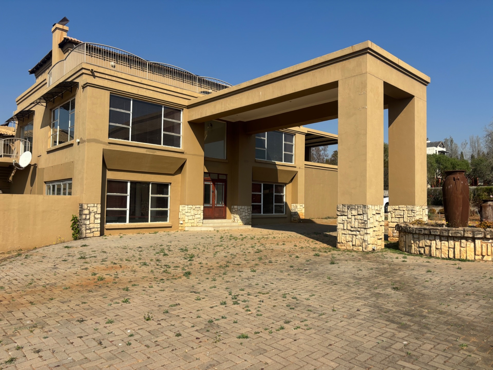 House for sale in Mooikloof Equestrian Estate, Pretoria, 1150 m²