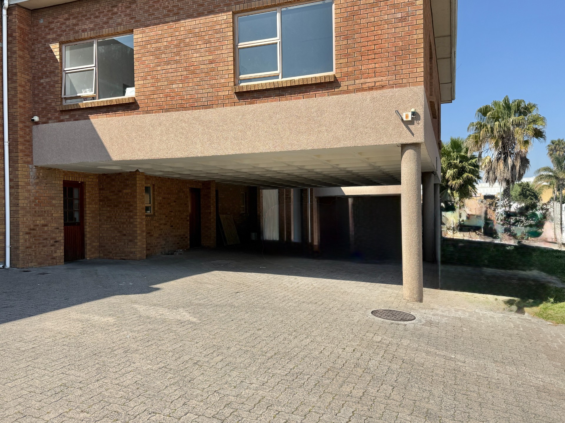 Warehouse for rent in Killarney Gardens, Milnerton, 315 m²