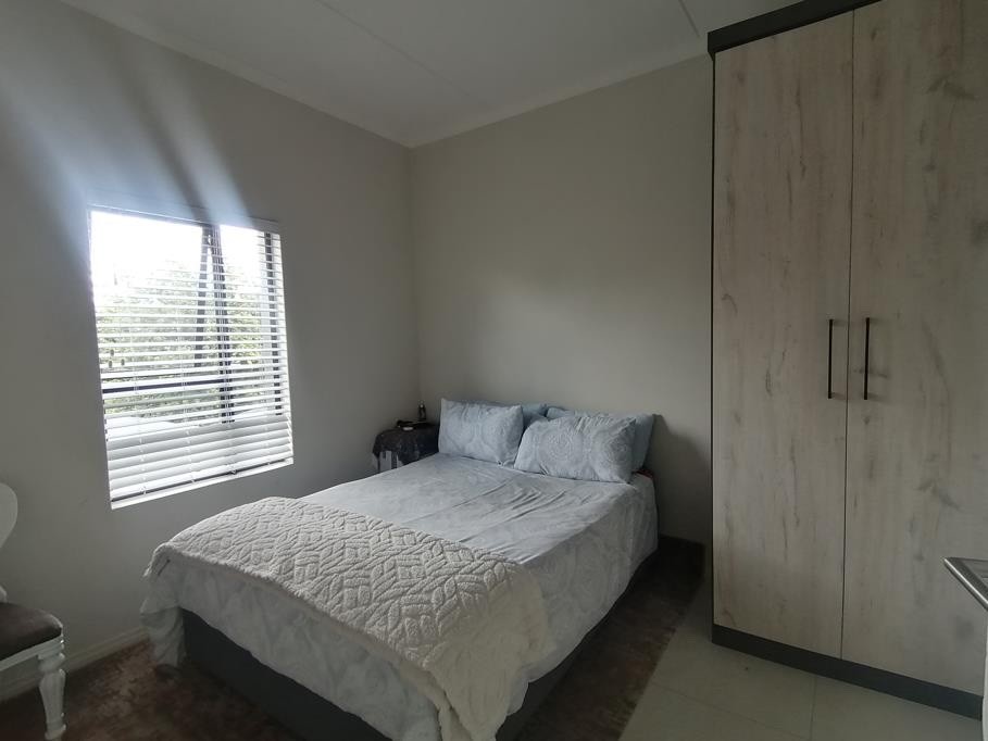 Apartment for rent in Carlswald Estate, Midrand, 70 m²