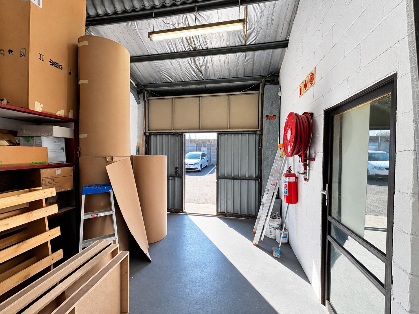 Industrial Property for rent in Montague Gardens, Milnerton, 13 3rd, Montague Gardens, Milnerton, Western Cape, 885 m²
