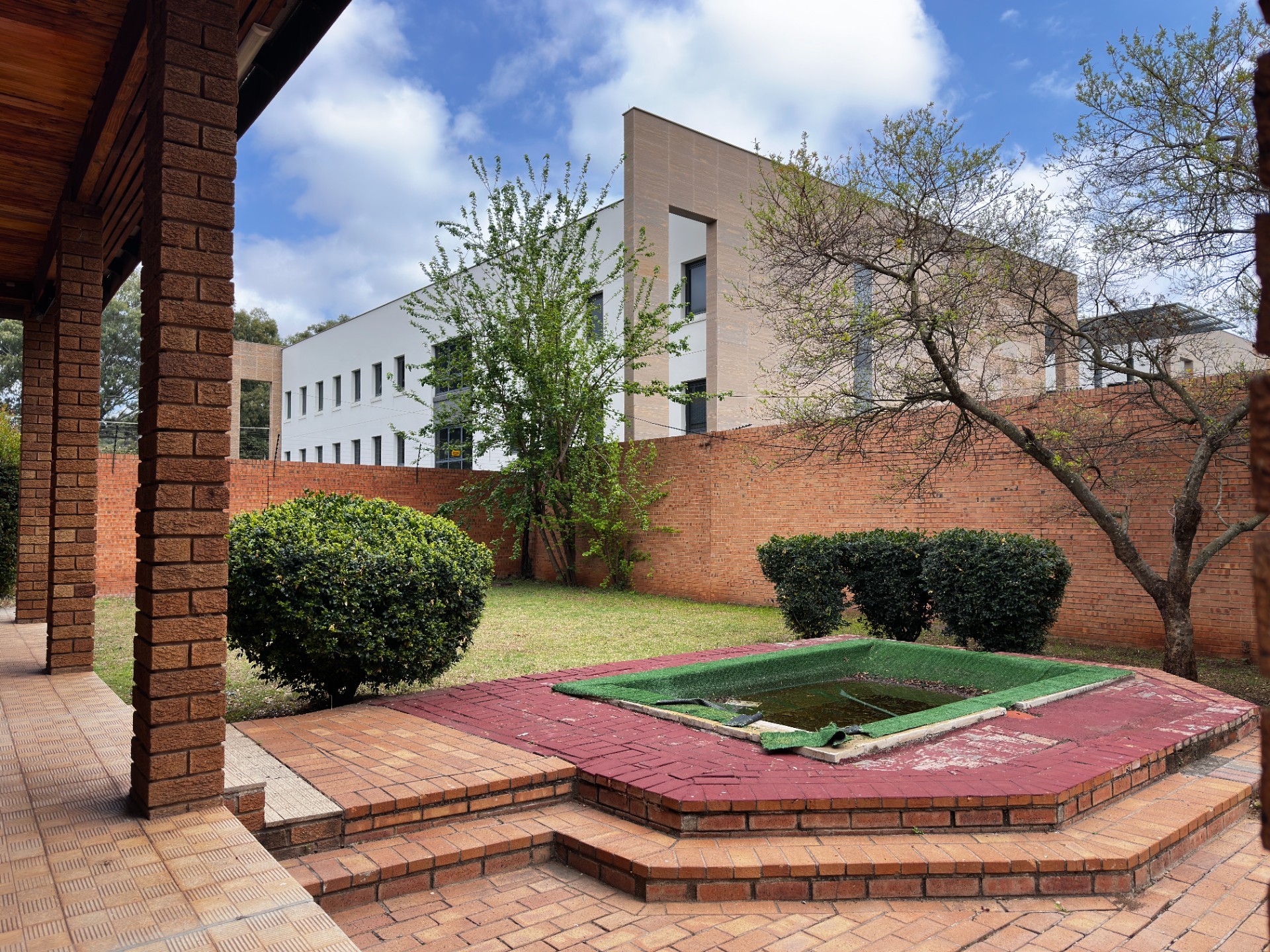 House for sale in Baileys Muckleneuk, Pretoria, 335 m²