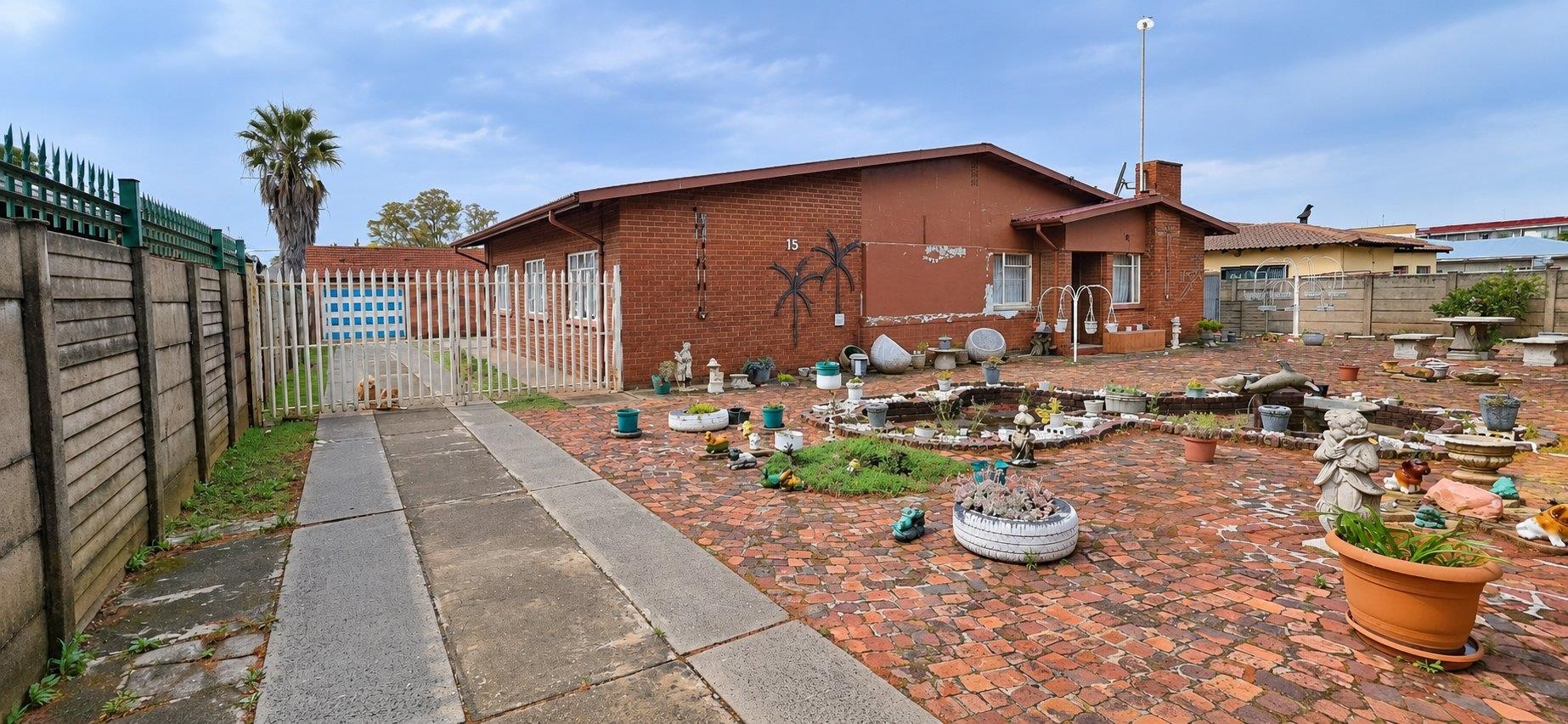 House for sale in Vanderbijlpark SE 1, Vanderbijlpark SE, Vanderbijlpark, 892 m²