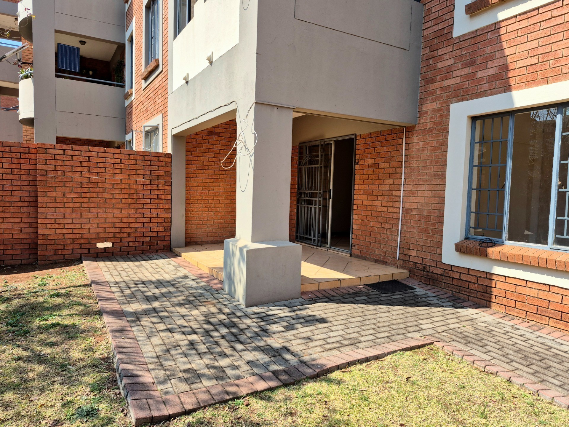 Apartment for rent in Die Hoewes, Centurion, 123 m²