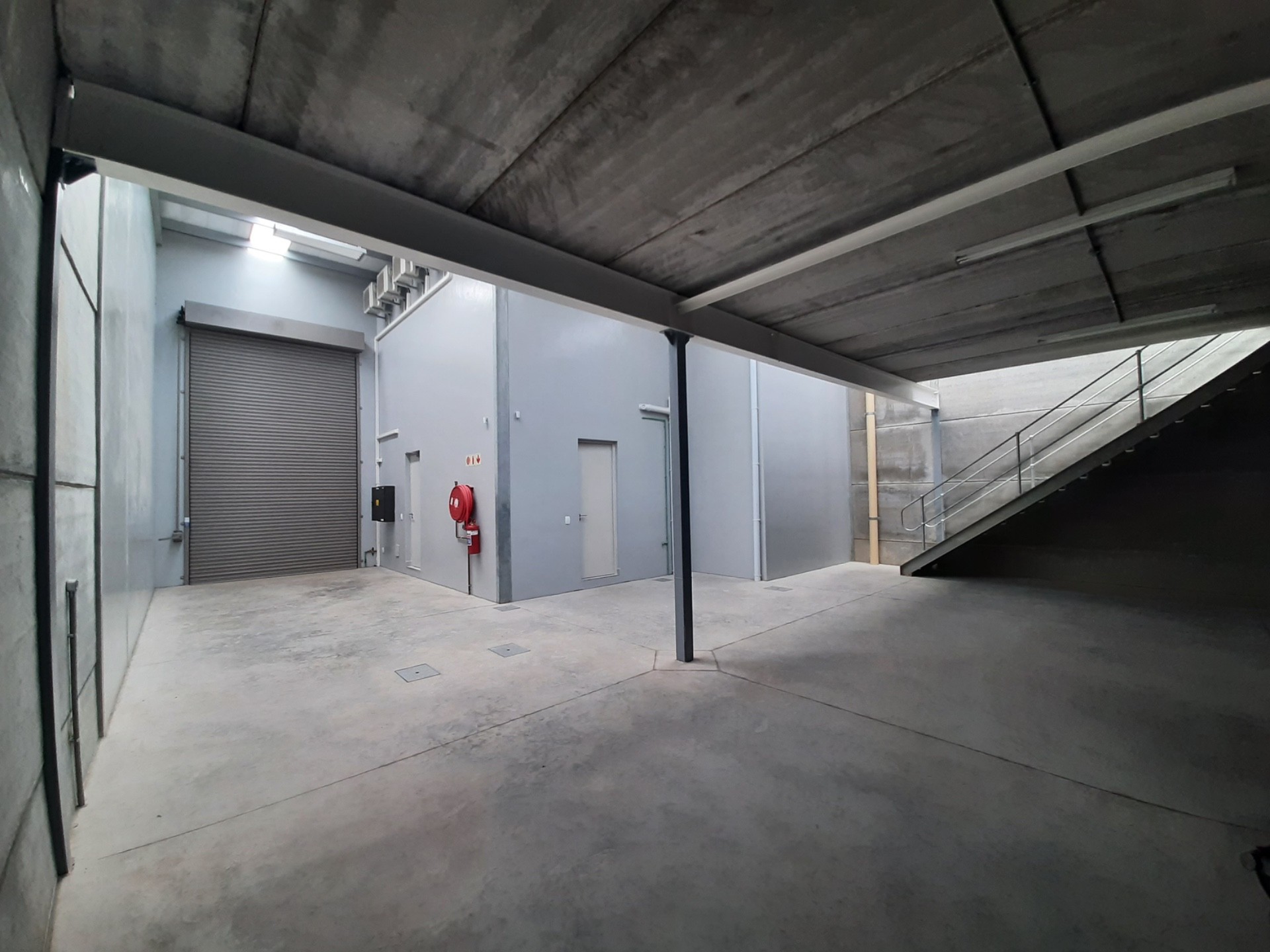 Warehouse for rent in Everite Industria, Brackenfell, 10, Business Park 3, 1 Capricorn Way, Everite Industria, Brackenfell, Western Cape, 319 m²