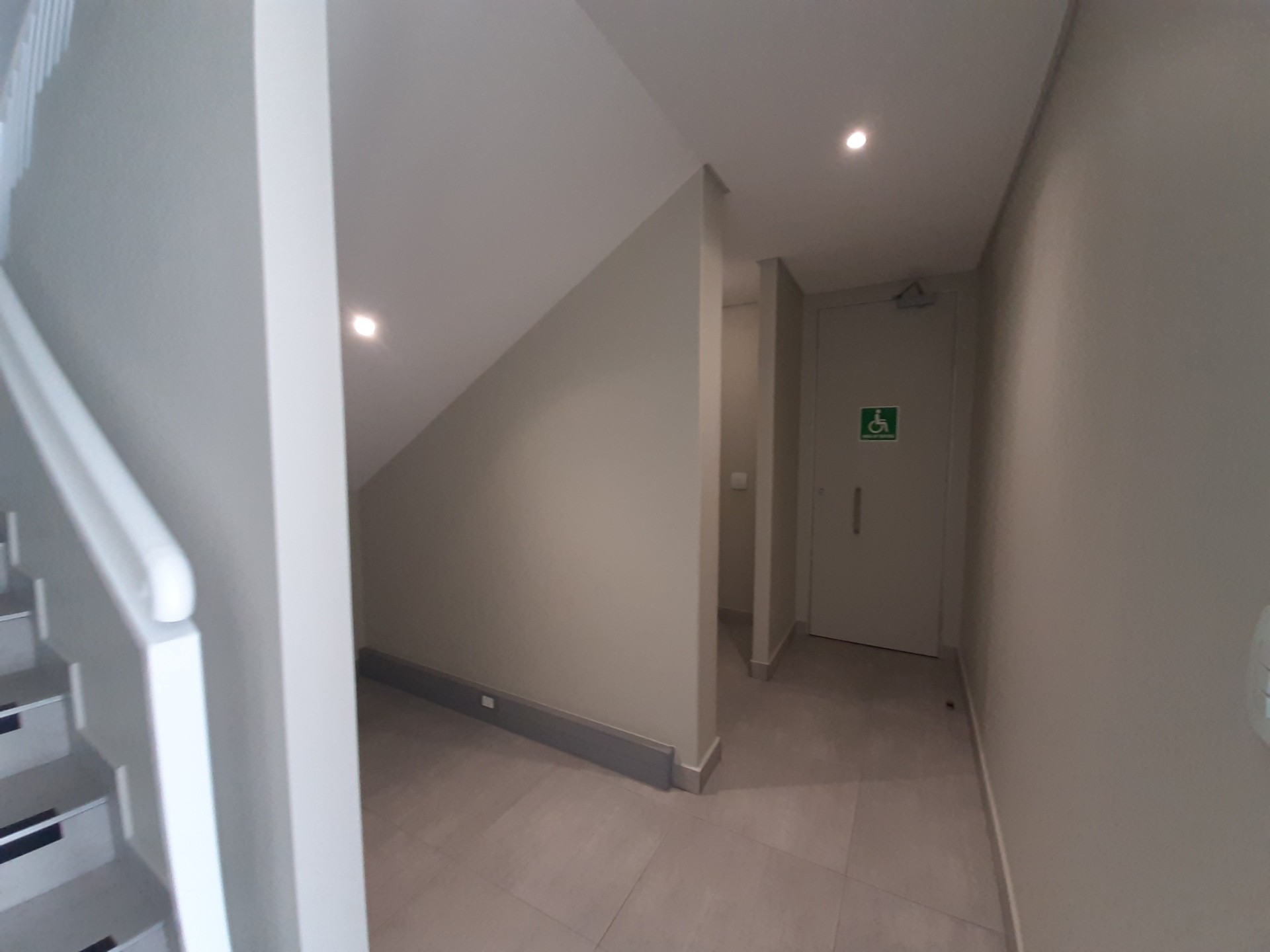 Warehouse for rent in Everite Industria, Brackenfell, 10, Business Park 3, 1 Capricorn Way, Everite Industria, Brackenfell, Western Cape, 319 m²