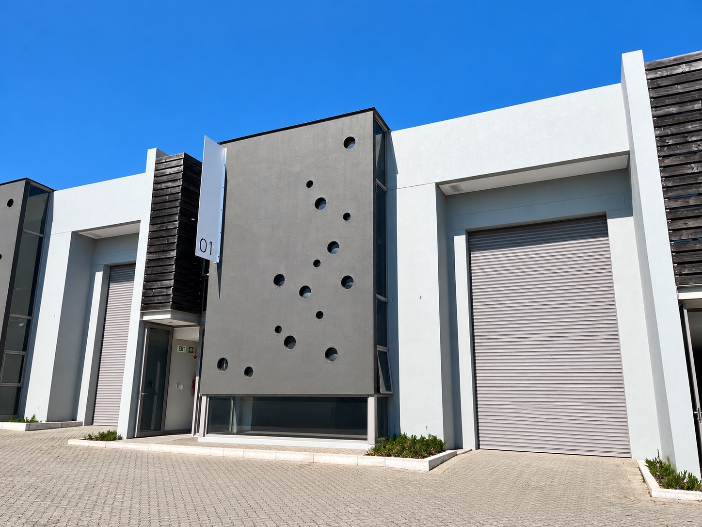 Warehouse for rent in Everite Industria, Brackenfell, 10, Business Park 3, 1 Capricorn Way, Everite Industria, Brackenfell, Western Cape, 319 m²
