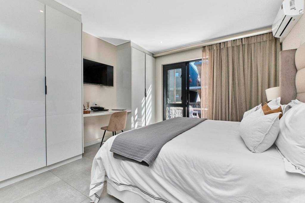 Apartment for rent in Hyde Park, Sandton, 150 m²