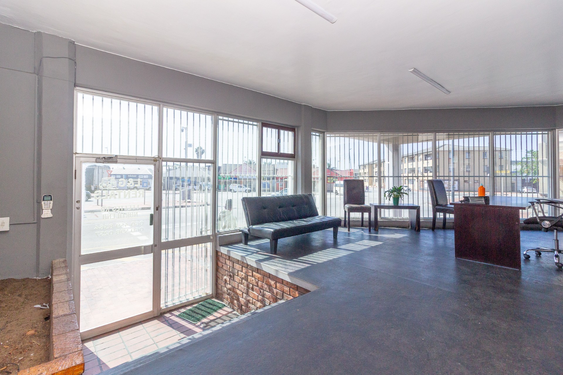 Warehouse for rent in Kensington, Port Elizabeth, 1 Fettes Road, Kensington, Port Elizabeth, Eastern Cape, 310 m²