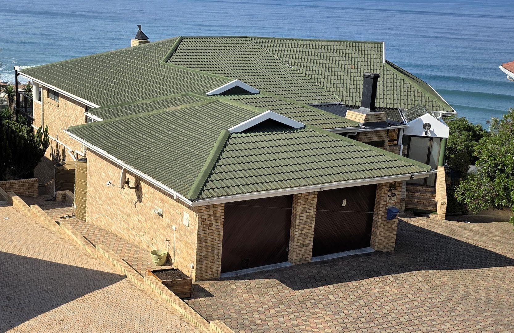 House for sale in Dana Bay, Mossel Bay, 550 m²