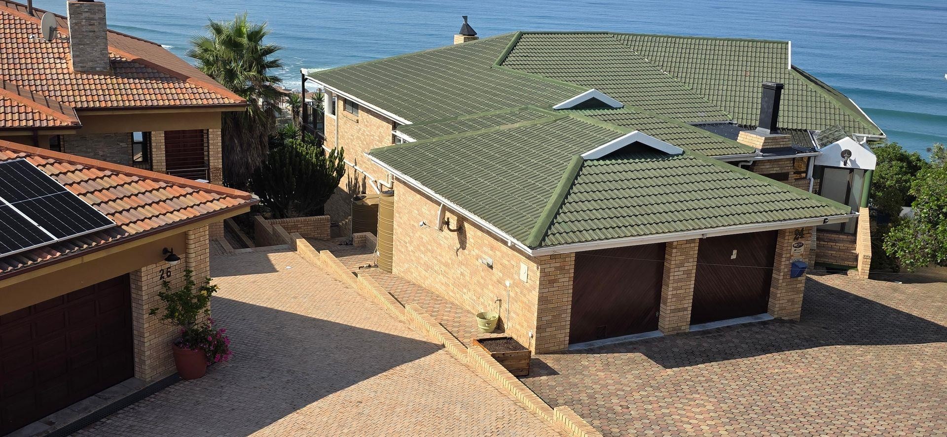 House for sale in Dana Bay, Mossel Bay, 550 m²