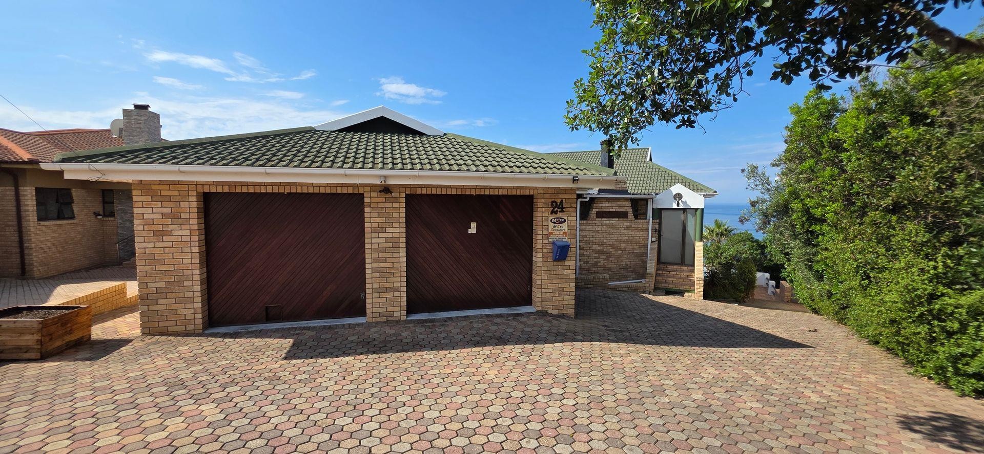 House for sale in Dana Bay, Mossel Bay, 550 m²