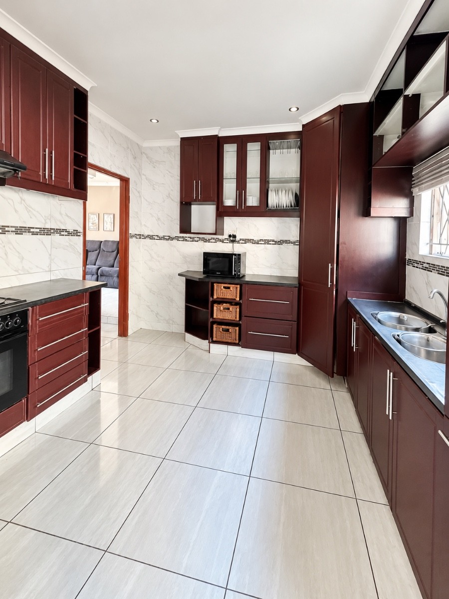 House for sale in Westgate, Pietermaritzburg, KwaZulu Natal, 406 m²