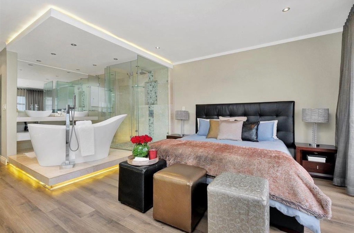 Apartment for rent in Sandhurst, Sandton