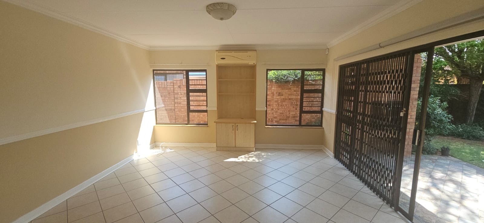 Townhouse for sale in Hillcrest, Kimberley, 492 m²