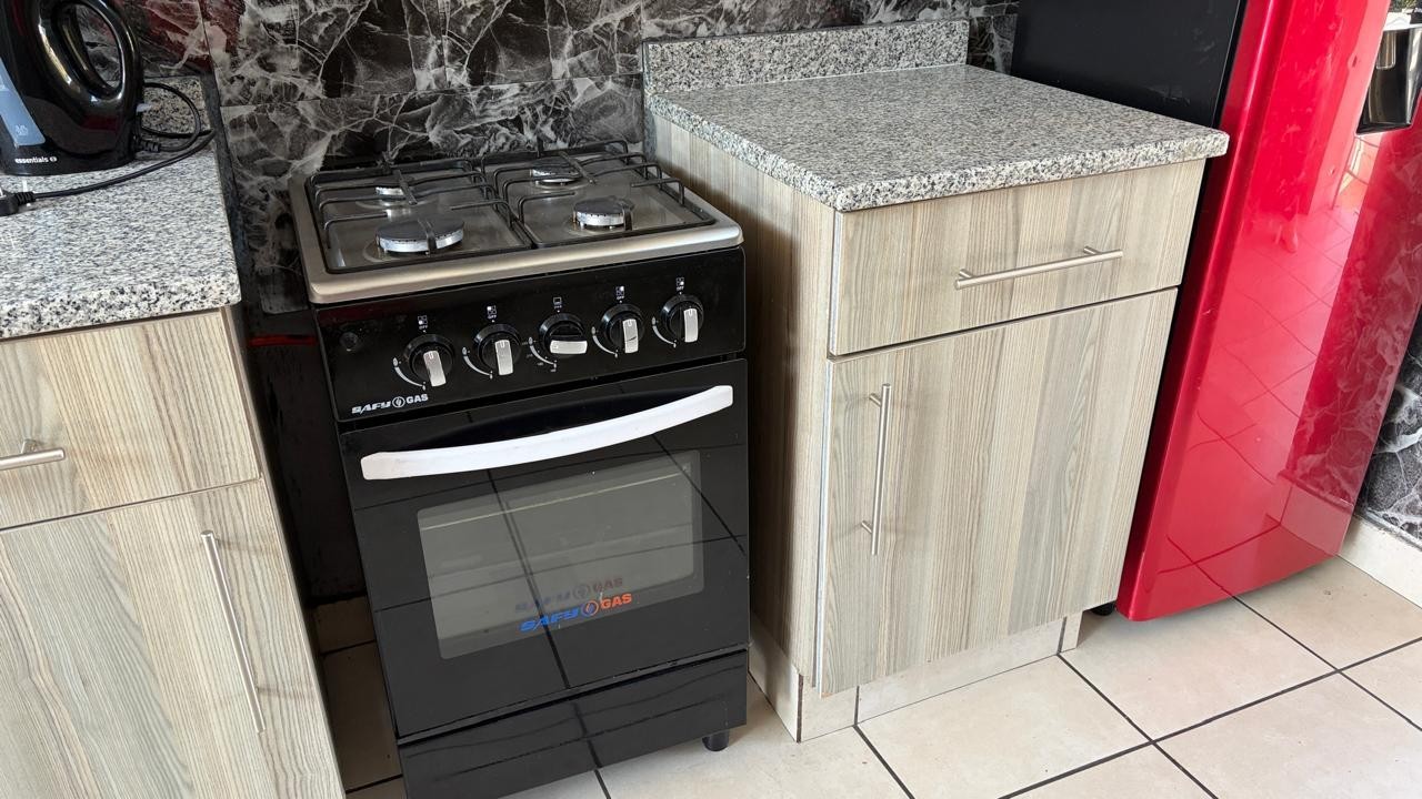 Apartment for rent in Lonehill, Sandton, 0, Ihita Complex, 21 Fountain Road, Beverley, Lonehill, Sandton, Gauteng