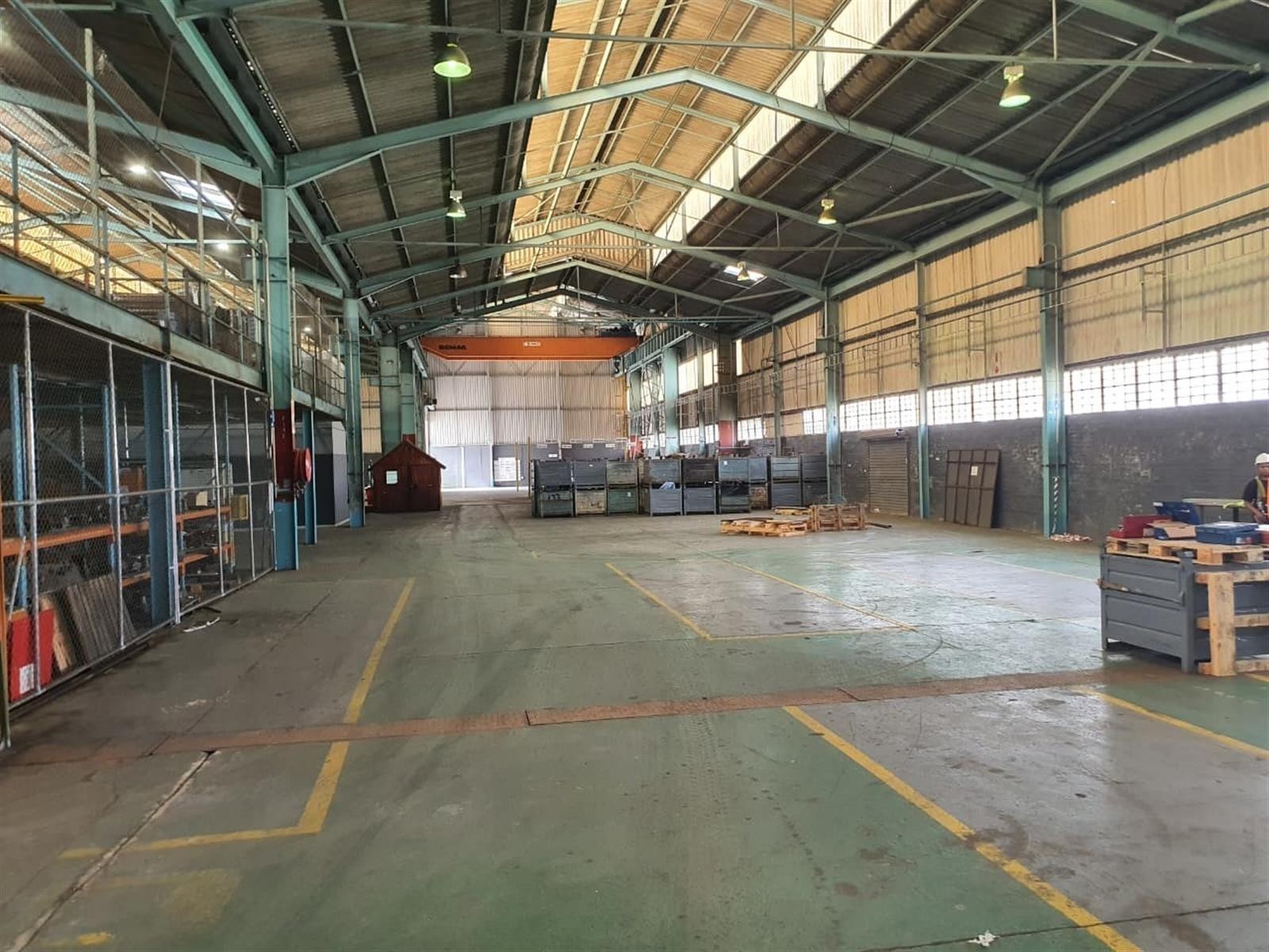 Warehouse for rent in Struandale Industrial, Port Elizabeth, 17 Struanway Road, Struandale Industrial, Port Elizabeth, Eastern Cape, 2600 m²