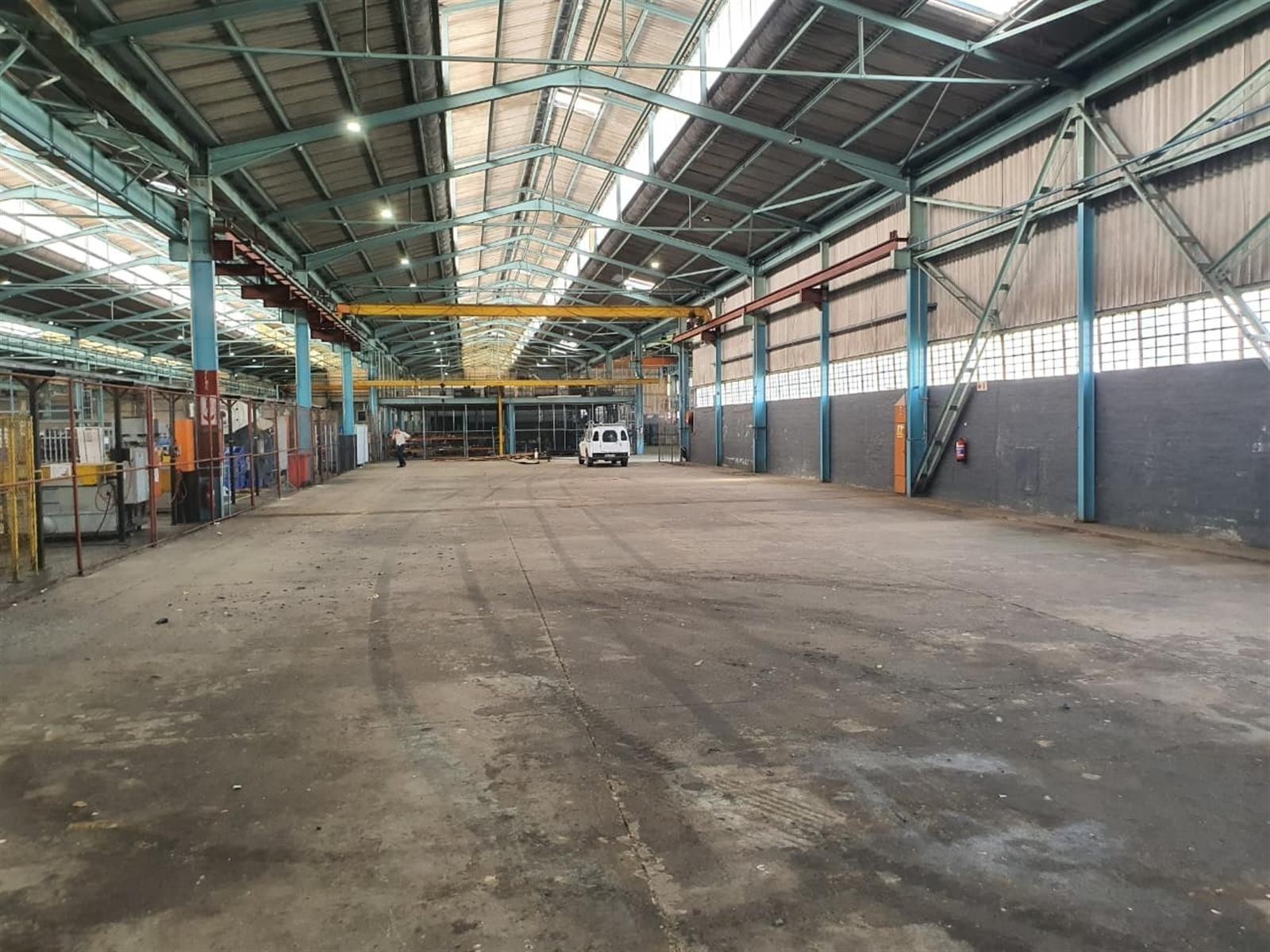 Warehouse for rent in Struandale Industrial, Port Elizabeth, 17 Struanway Road, Struandale Industrial, Port Elizabeth, Eastern Cape, 2600 m²