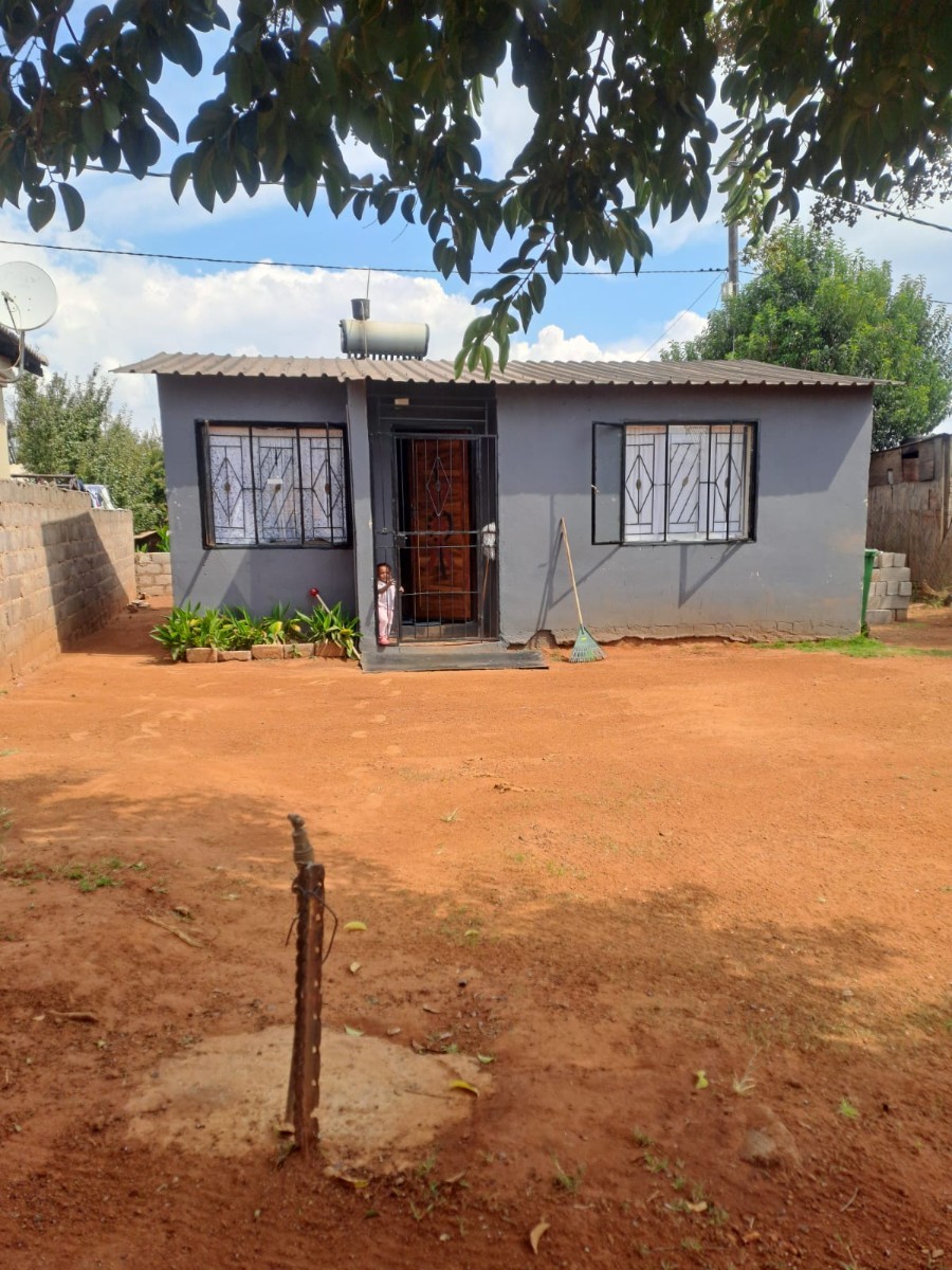 House for sale in Mhluzi, Middelburg, 250 m²