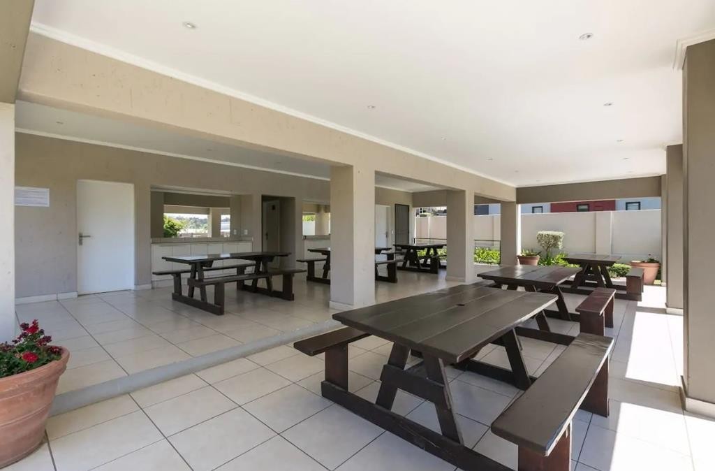 Apartment for rent in Lonehill, Sandton, 0, Saratoga, 16 Capricon Road, Lonehill, Sandton, Gauteng, 97 m²