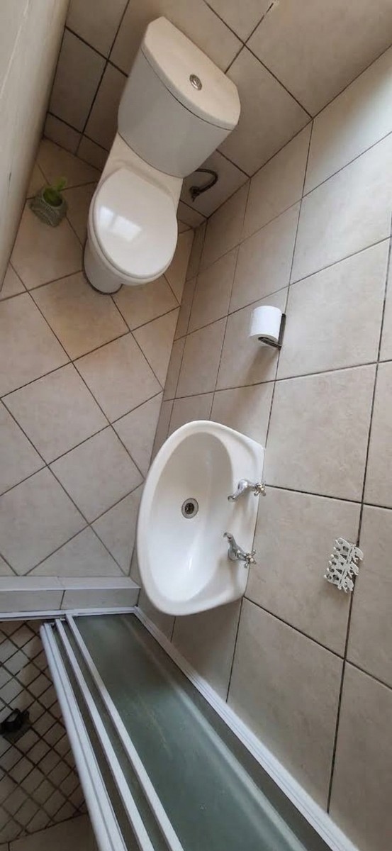 House for sale in Strand