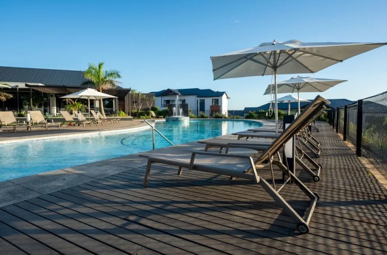 Top Floor 1 Bedroom Apartment for Sale in Ballito Hills