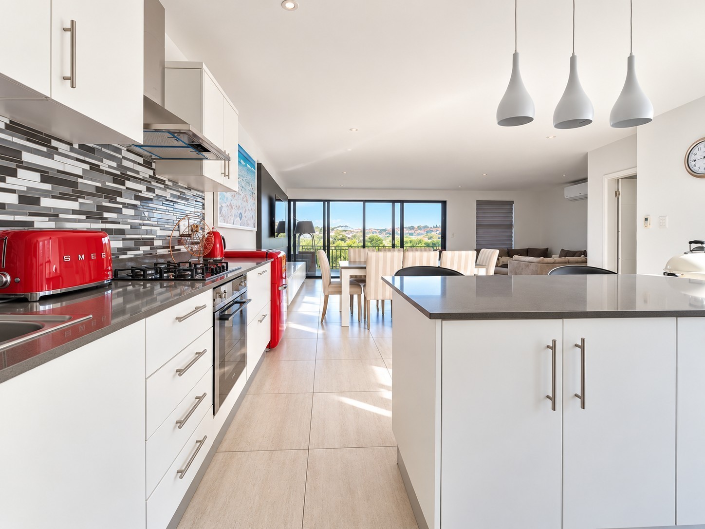 Modern Furnished 3 Bed Townhouse with Exceptional Extras in Simbithi Eco Estate