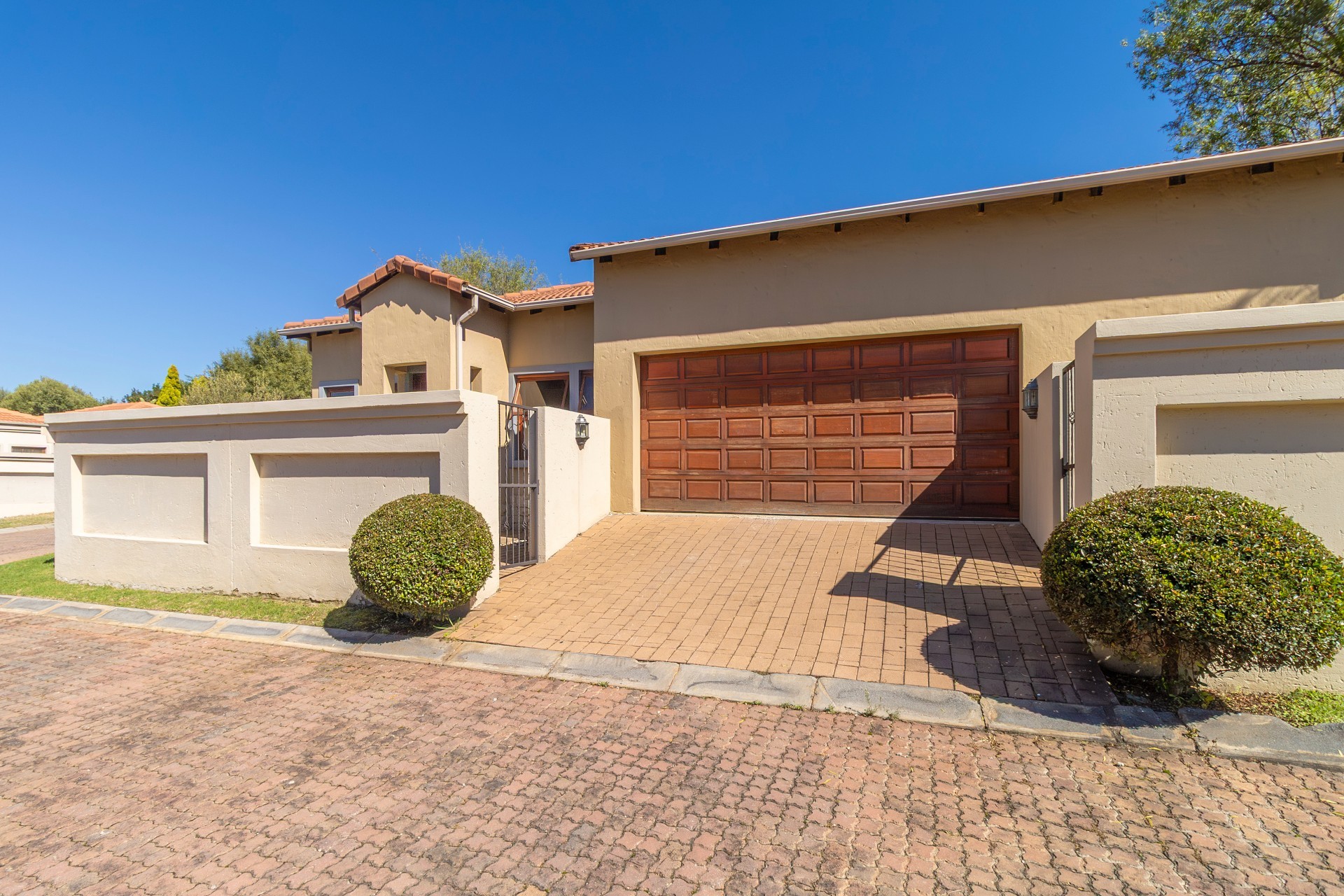 House for sale in Kyalami, Midrand, 553 m²