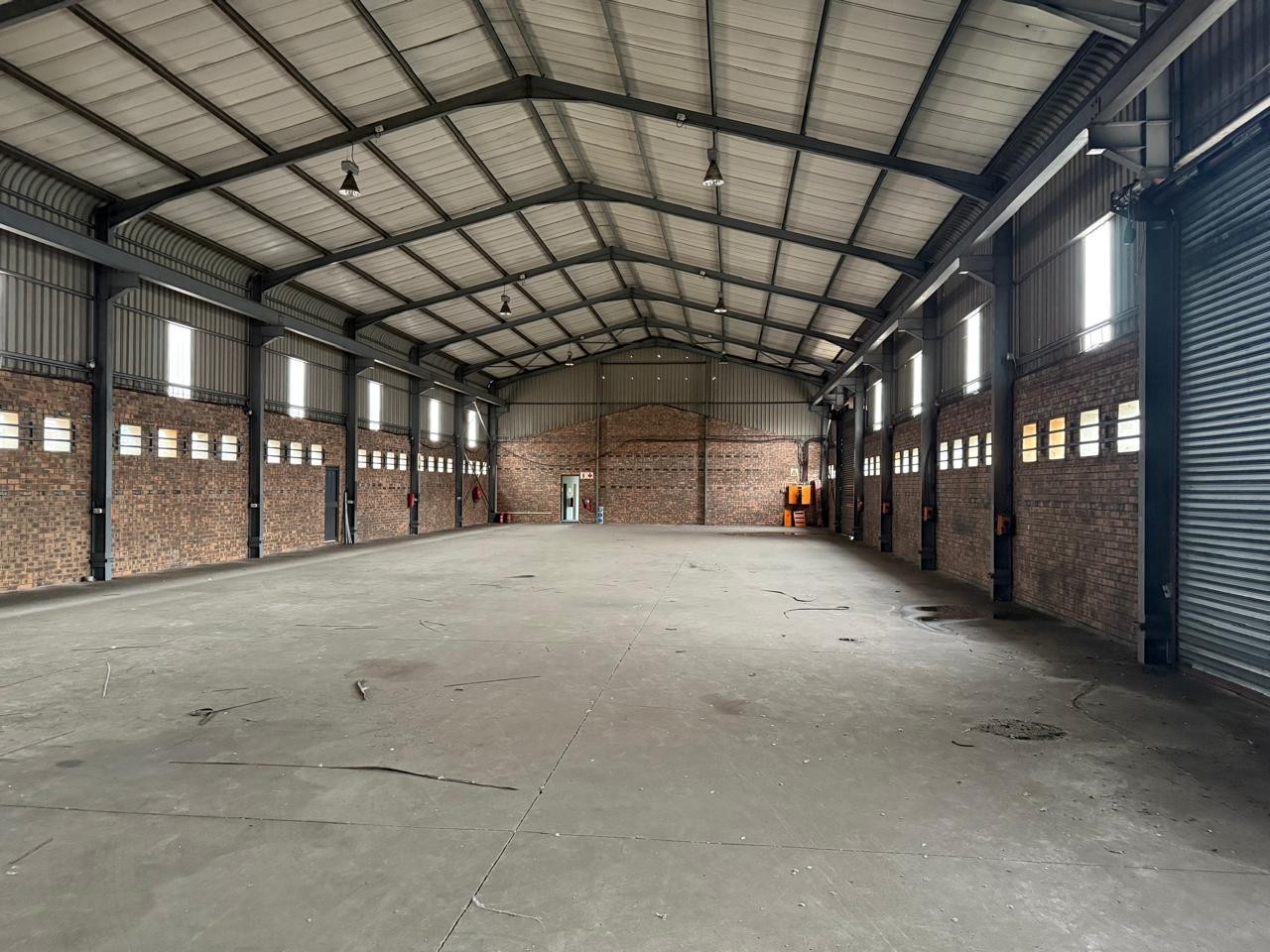 Industrial Property for rent in Vaalbank, Middelburg, 1000 m²