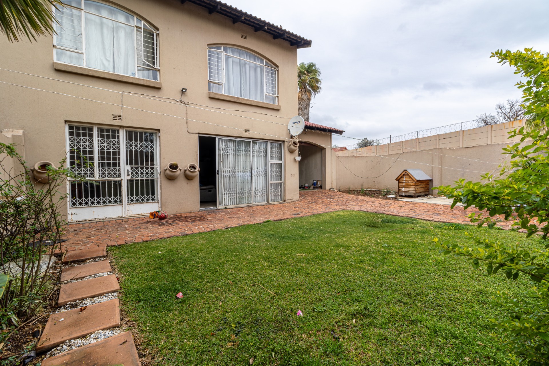 Townhouse for sale in Lyndhurst, Johannesburg, 154 m²