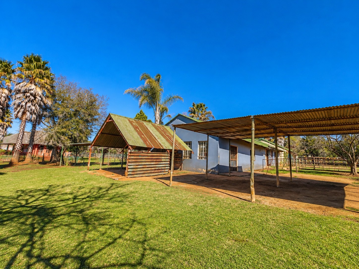 Farm for sale in Mashishing, Lydenburg, 1200000 m²