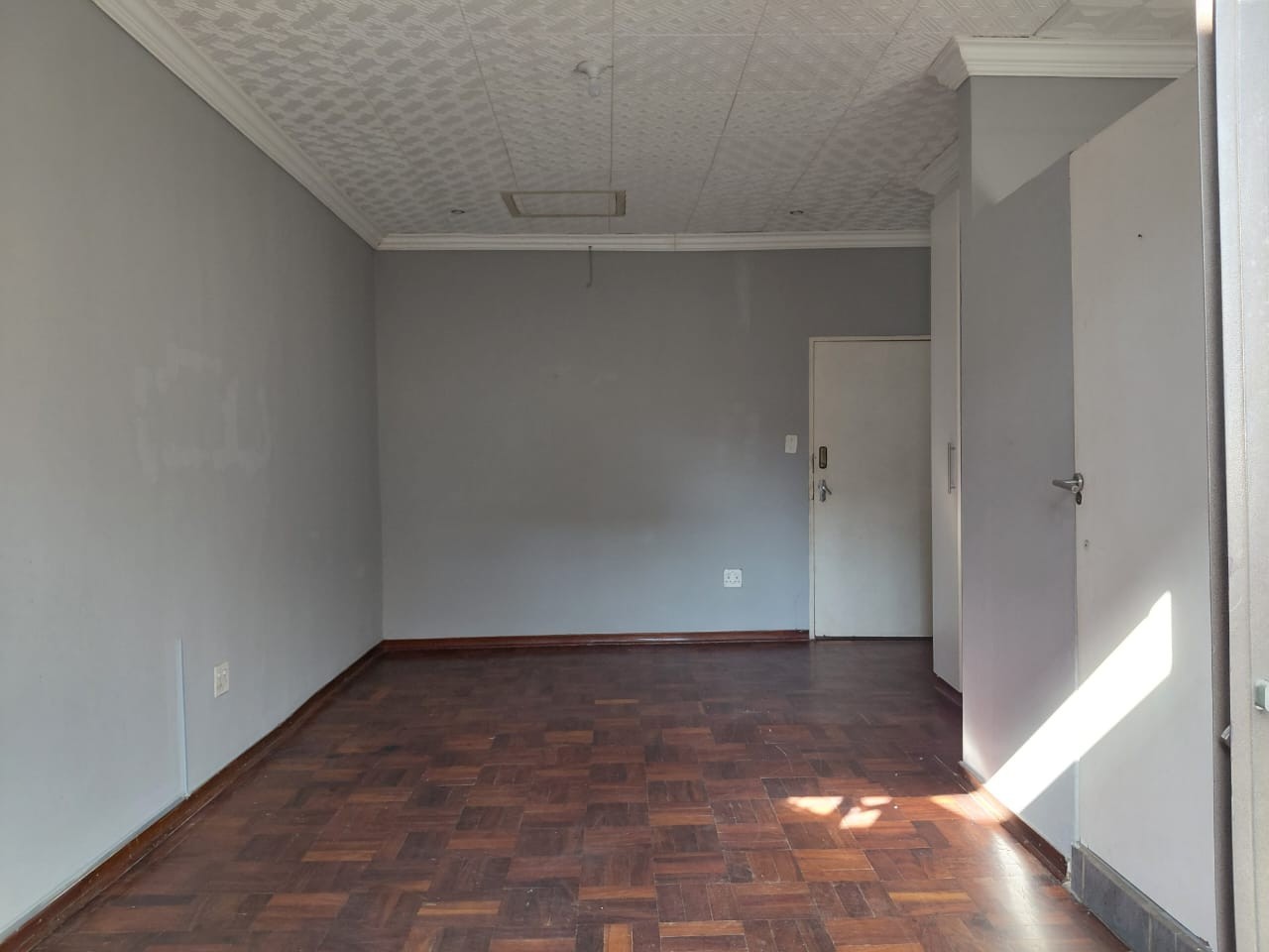 House for sale in Menlo Park, Pretoria, 704 m²