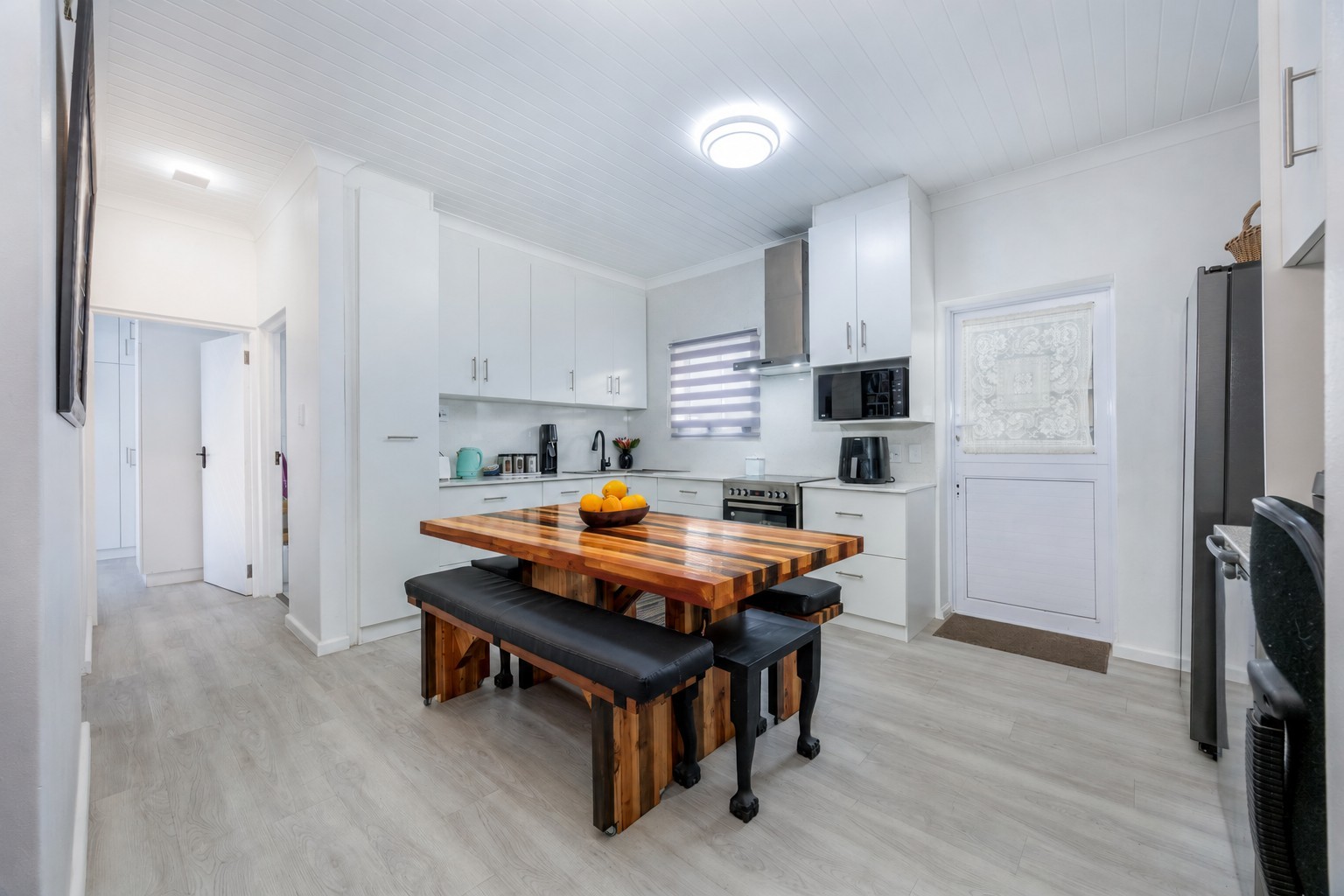 Contemporary Living in Stadsig Private Country Estate