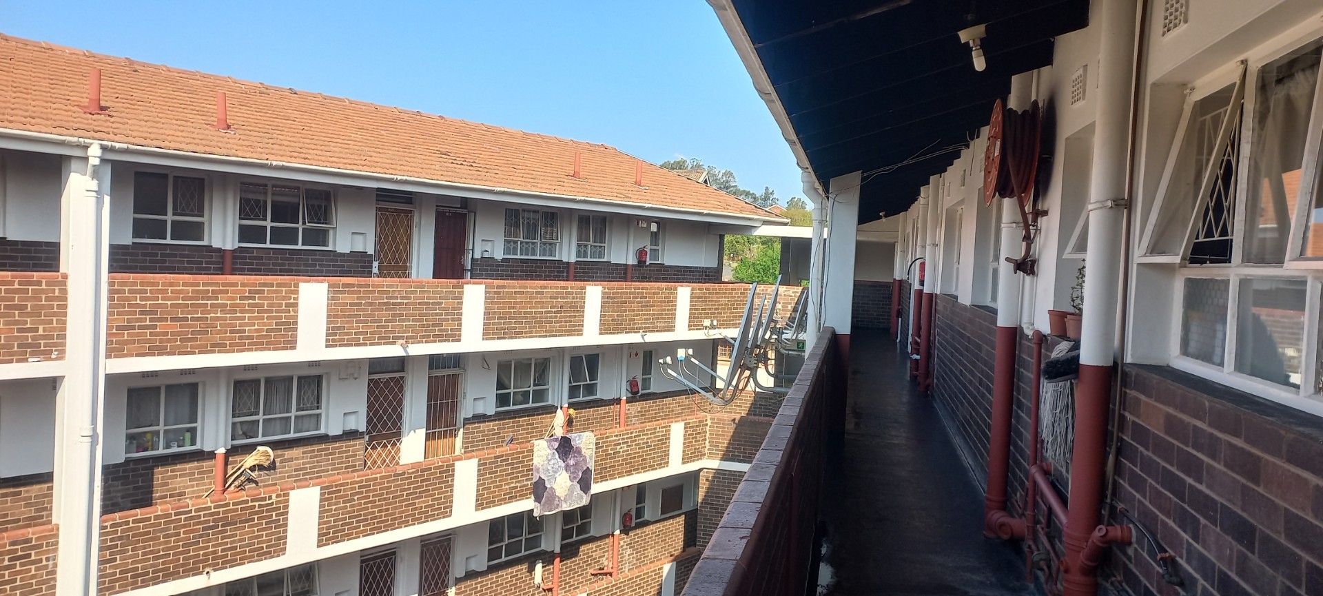 Apartment for rent in Pelham, Pietermaritzburg, KwaZulu Natal, 32 ALODALE (302nd floor), ALODALE, 18 BURTON AVEN, Pelham, Pietermaritzburg, KwaZulu Natal, 64 m²
