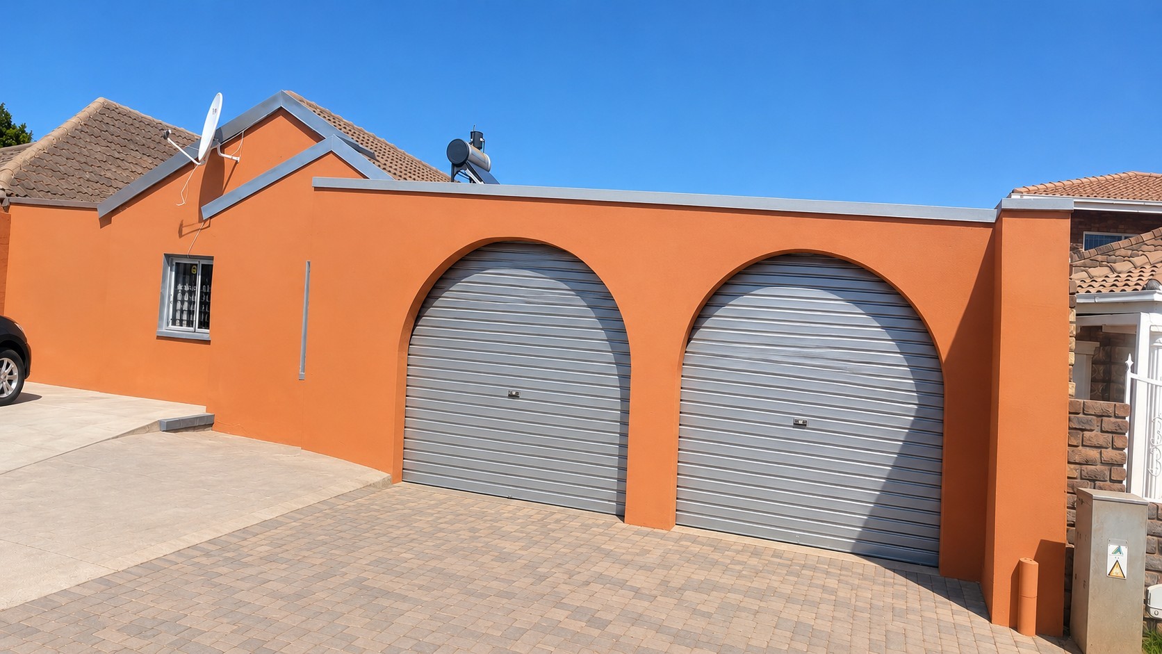 House for sale in Lenasia South, Johannesburg, 80 m²