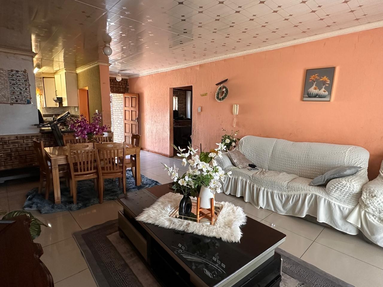 Apartment for sale in Newcastle Central, Newcastle, KwaZulu Natal