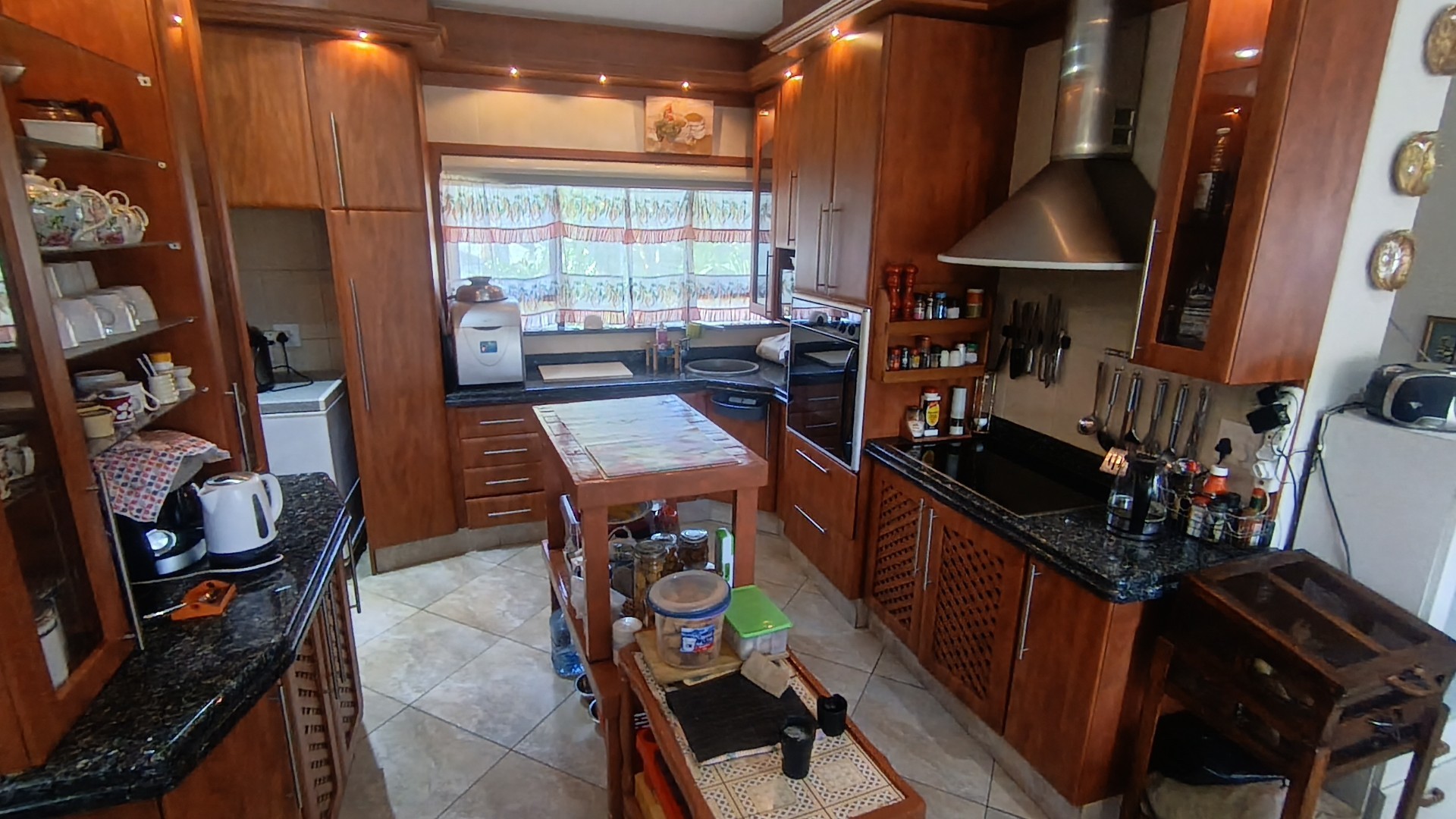 Townhouse for sale in Manaba Beach, Margate, KwaZulu Natal, 476 m²