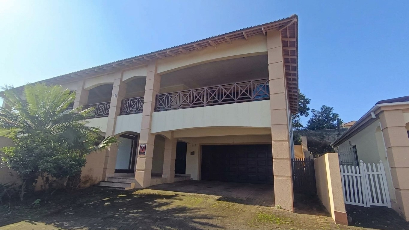 Townhouse for sale in Manaba Beach, Margate, KwaZulu Natal, 476 m²