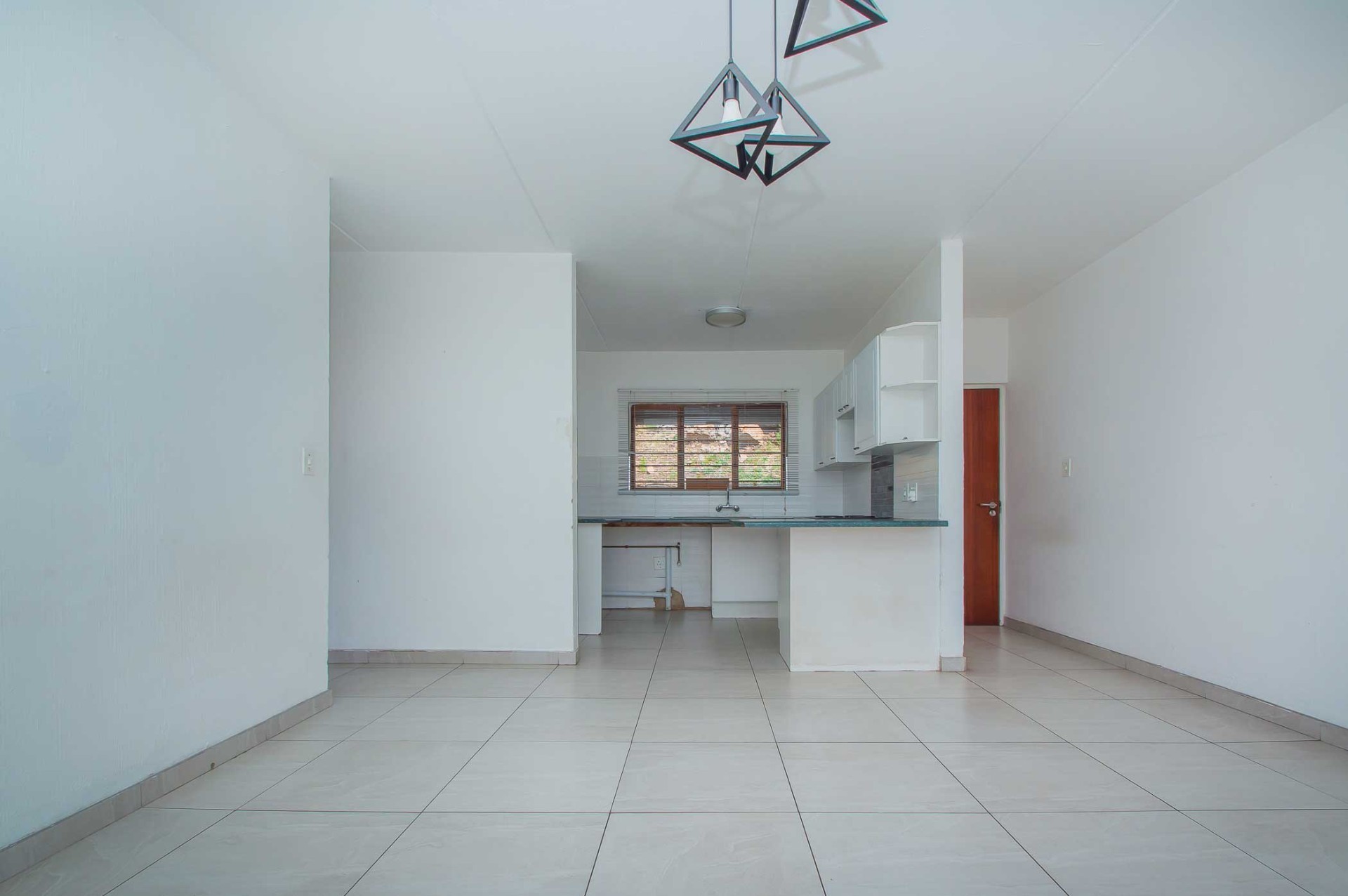 Apartment for rent in Constantia Kloof, Roodepoort, 62 m²