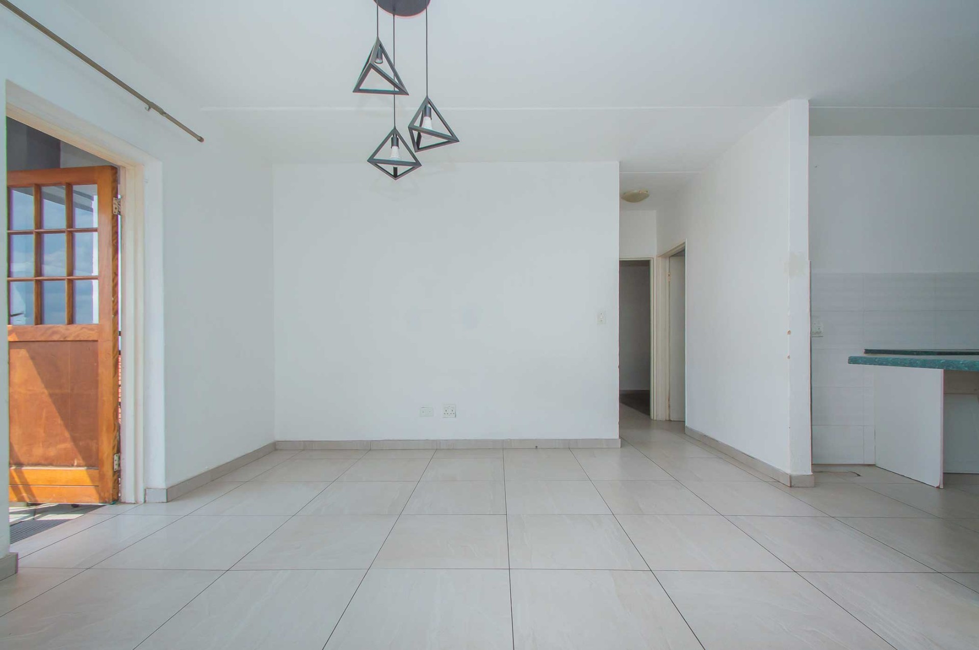 Apartment for rent in Constantia Kloof, Roodepoort, 62 m²