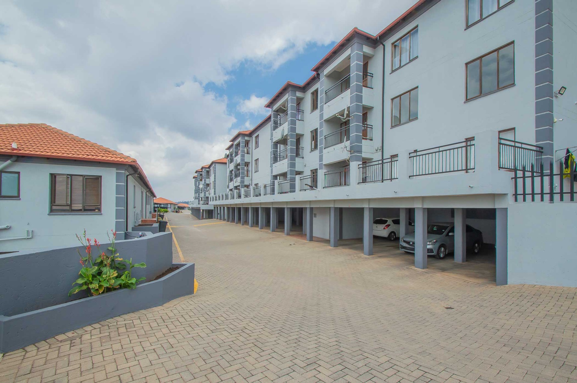 Apartment for rent in Constantia Kloof, Roodepoort, 62 m²