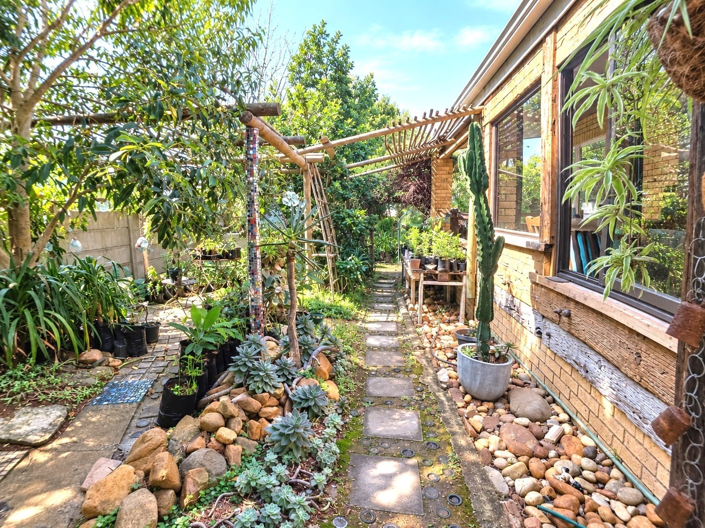 House for sale in Noorsekloof, Jeffreys Bay, 600 m²