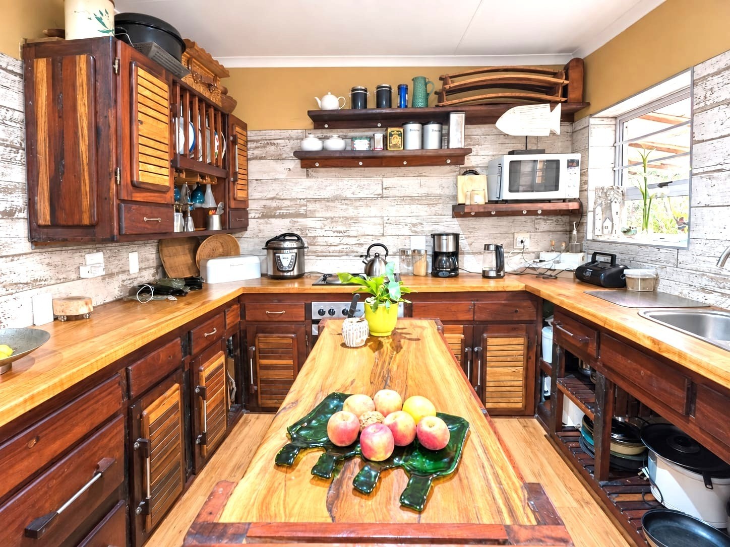 House for sale in Noorsekloof, Jeffreys Bay, 600 m²