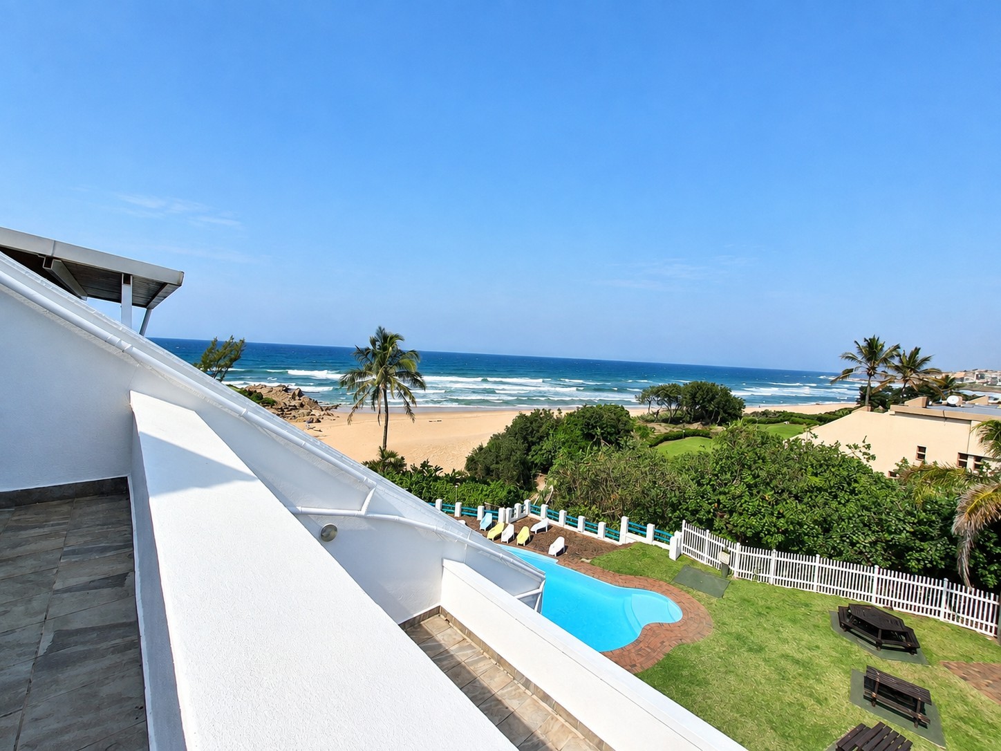 Apartment for sale in Manaba Beach, Margate, KwaZulu Natal, 90 m²