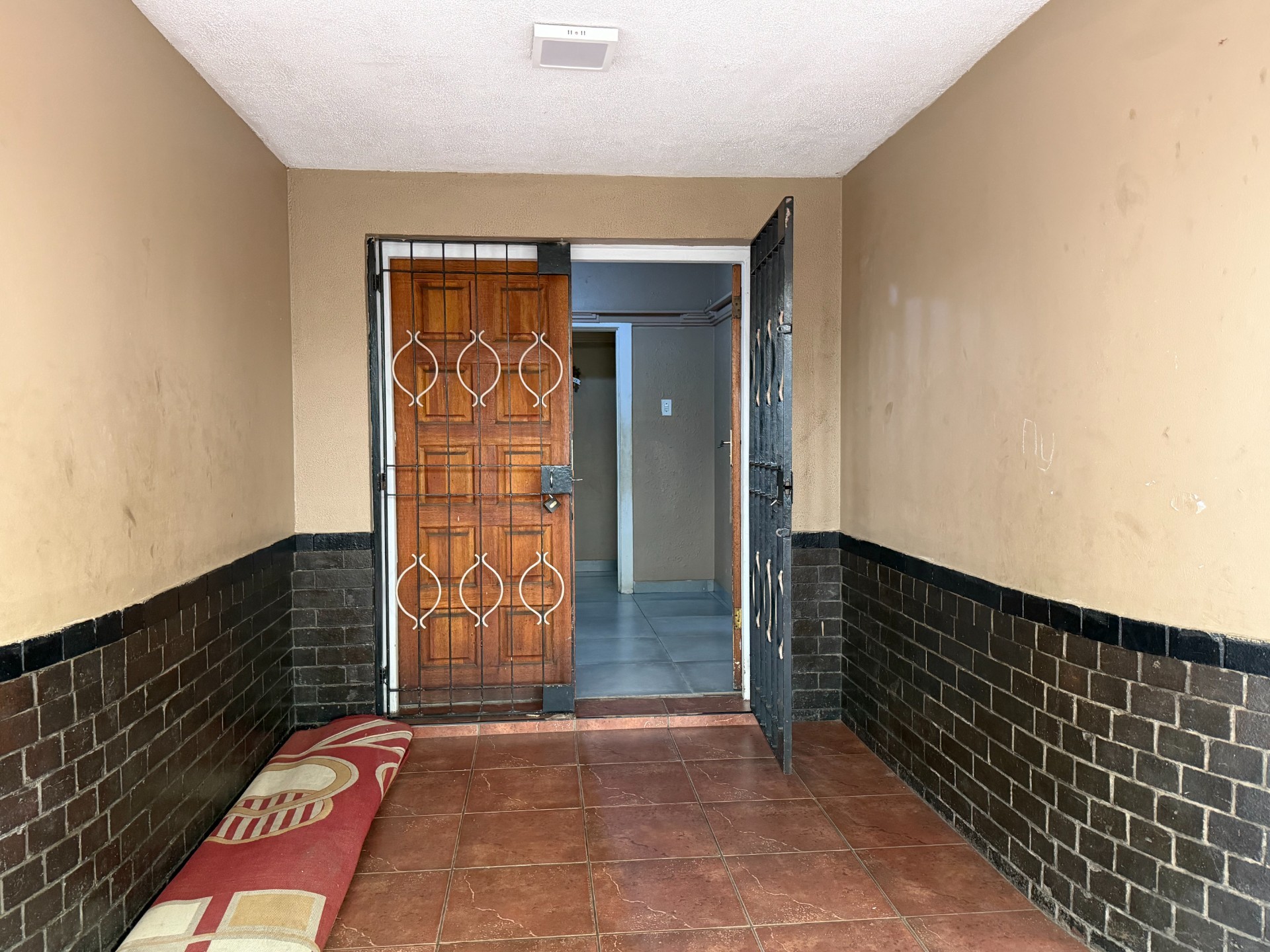 House for sale in Johannesburg South, 1156 m²